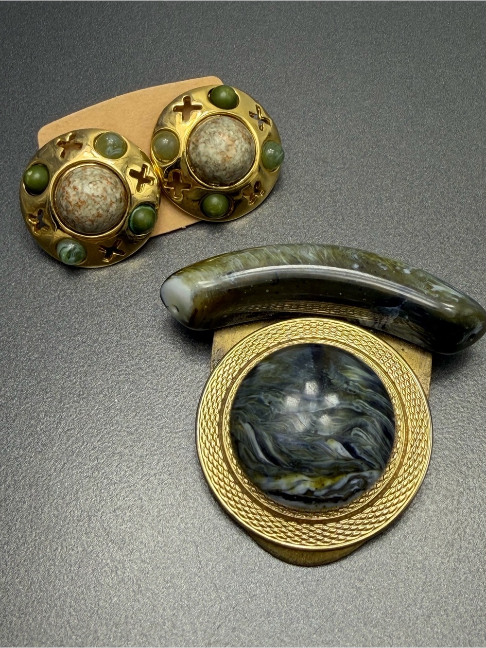 Vintage Green Marble Like pierced Earrings and Brooch Set